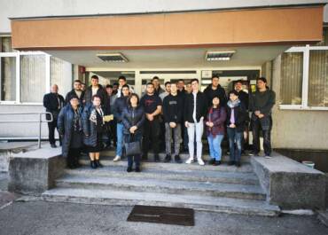 Посещение на ученици от 12 клас на ПГЕЕ "Ап. Арнаудов" в Русенския университет