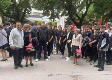 "Не вървим по утъпкани пътища, а оставяме следи."